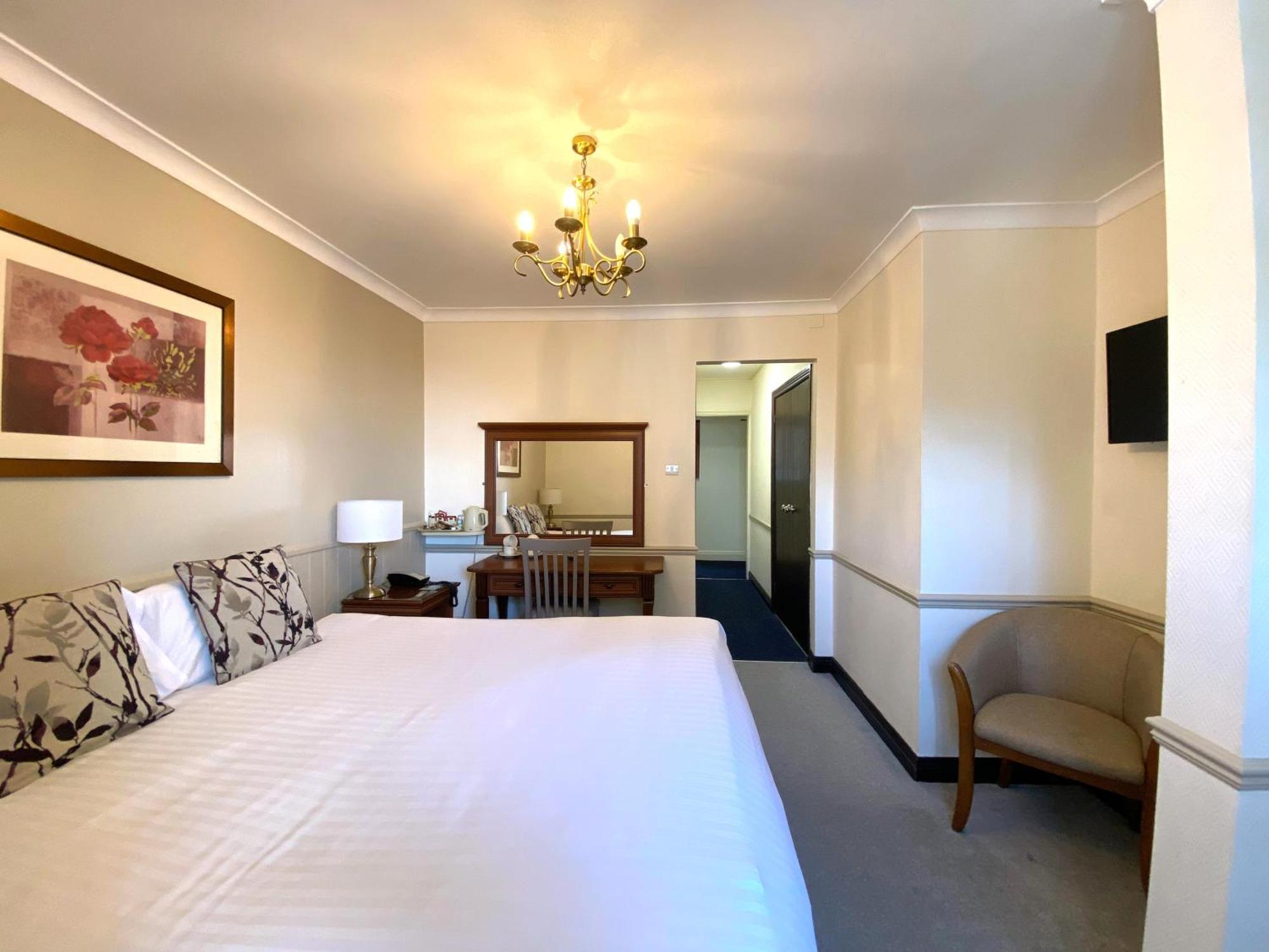 Best Western The Webbington Hotel & Spa Локстон Экстерьер фото
